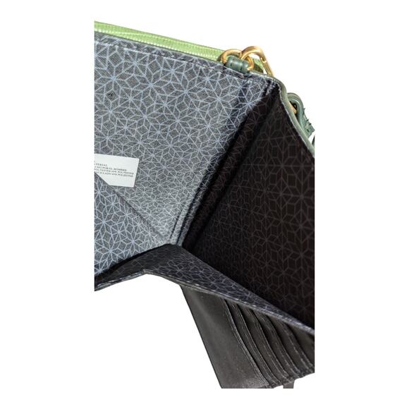 Time and Tru recycled materials women's crossbody wallet green brand new - Picture 7 of 7